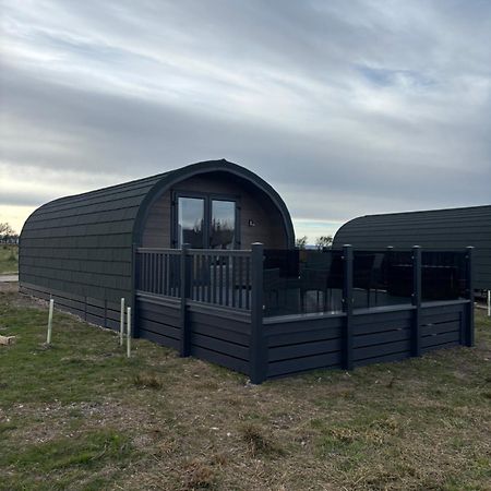 Отель Kings Caves Glamping Torbeg Экстерьер фото